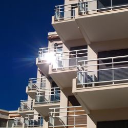 01 terrasse balcon gardecorps panorama vision ref chantier cavalaire BD